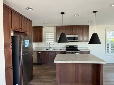 /international/us/359-lemon-drive-redding-ca-110108567500/