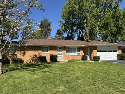 /international/us/5634-w-hiawatha-lane-stevensville-mi-110108089948/