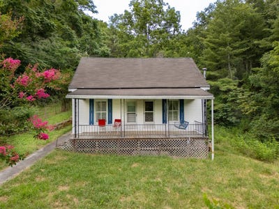 /international/us/3600-freezeland-mountain-road-hinton-wv-110101522775/?lang=id