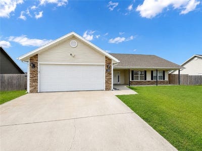 /international/us/1380-general-parson-drive-prairie-grove-ar-110120419432/