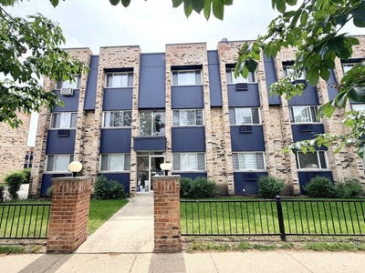 /international/us/8649-w-foster-avenue-chicago-il-110108426700/