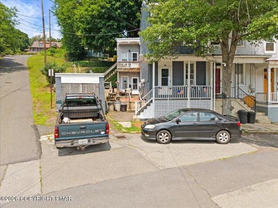 /international/us/400-washington-street-pottsville-pa-110109885248/