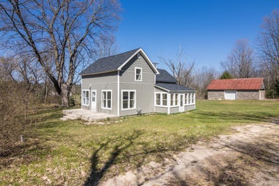 /international/us/11875-milarch-road-bear-lake-mi-110107552748/