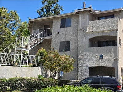 /international/us/2410-n-towne-pomona-ca-110108770689/