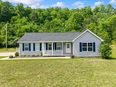/international/us/425-w-fox-trail-road-manchester-ky-110108279615/