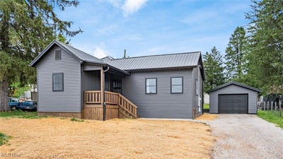 /international/us/238-high-street-roseville-oh-110099856897/
