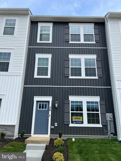 /international/us/56-aloma-st-charles-town-wv-110108424434/