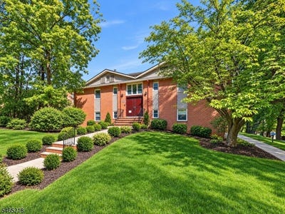 /international/us/361-claremont-avenue-unit-3-montclair-twp-nj-110120487811/