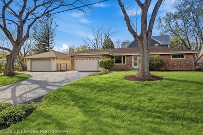 /international/us/3s328-juniper-lane-glen-ellyn-il-110107391474/