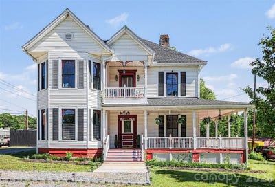 /international/us/107-hinton-street-chester-sc-110108074896/