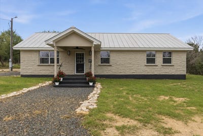 /international/us/297-robins-way-wimberley-tx-110107688005/