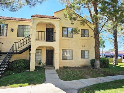 /international/us/2554-olive-drive-palmdale-ca-110108982001/