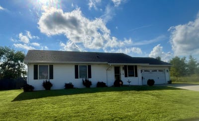/international/us/1022-n-fox-run-villa-grove-il-110101220145/