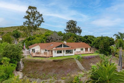 /international/us/246-vereda-pradera-goleta-ca-110108479606/
