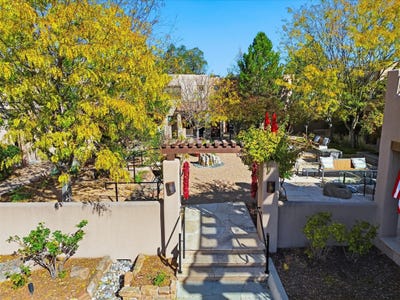/international/us/103-catron-street-santa-fe-nm-110103302288/
