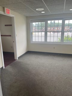 /international/us/372-west-street-keene-nh-110106789169/