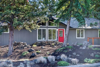 /international/us/20637-weatherby-court-bend-or-110120040282/