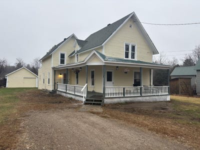 /international/us/31-pearl-street-brushton-ny-110103774060/