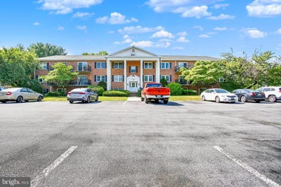 /international/us/2109-unit-104-cedar-run-drive-camp-hill-pa-110109216670/