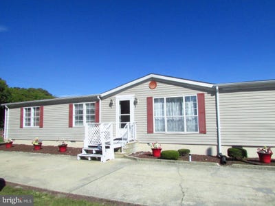 /international/us/10272-concord-road-seaford-de-110120550242/