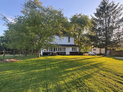 /international/us/132-prospect-street-spencer-wv-110108572313/