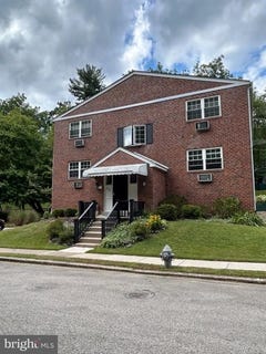 /international/us/512-stidman-drive-springfield-pa-110106977767/
