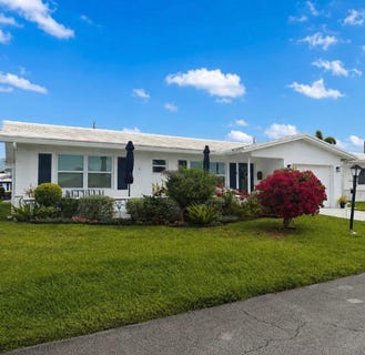 /international/us/1915-sw-17th-avenue-sw-boynton-beach-fl-110106440286/
