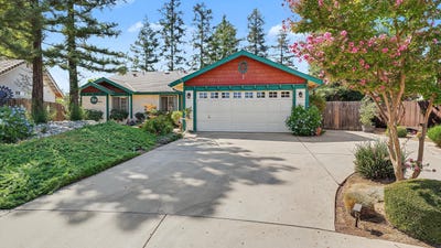 /international/us/3611-e-center-court-visalia-ca-110110308554/