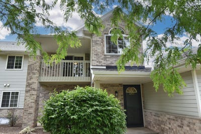 /international/us/4950-w-maple-leaf-cir-greenfield-wi-110108544621/