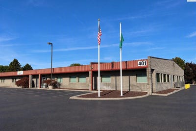/international/us/401-n-young-st-kennewick-wa-110120044880/