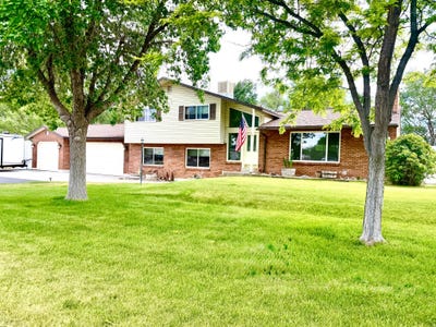 /international/us/1569-w-1500-n-vernal-ut-110108696364/