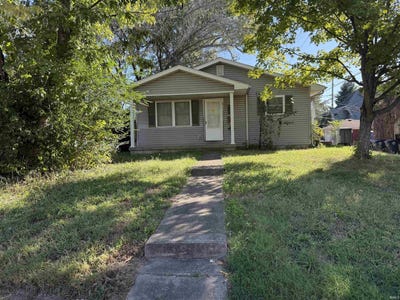 /international/us/932-s-elliott-street-evansville-in-110120487899/