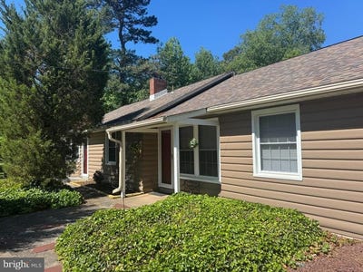 /international/us/216-taunton-boulevard-medford-nj-110108585228/