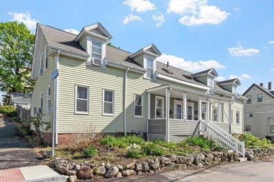 /international/us/24-chestnut-st-framingham-ma-110108032166/