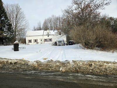 /international/us/22-stickney-hill-road-brownville-me-110104614949/