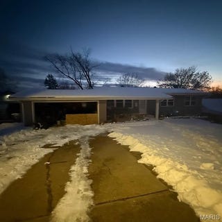 /international/us/605-stone-street-de-soto-mo-110107260981/