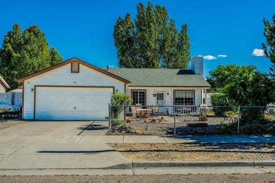 /international/us/306-w-3rd-street-delta-co-110108844828/