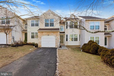/international/us/220-primrose-lane-ambler-pa-110108450949/