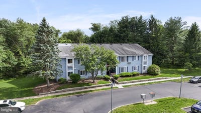 /international/us/9-norwich-place-somerset-nj-110099966565/