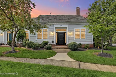 /international/us/75-winthrop-road-monroe-nj-110105221487/