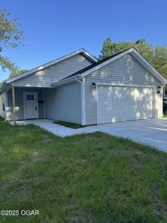 /international/us/320-s-liberty-street-webb-city-mo-110098410030/