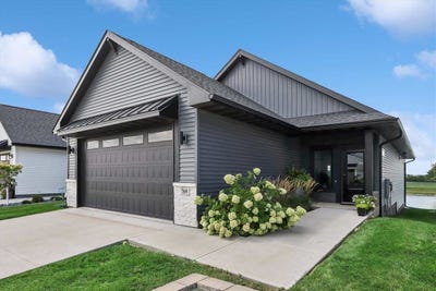 /international/us/769-clover-hill-drive-northliberty-ia-110119627552/