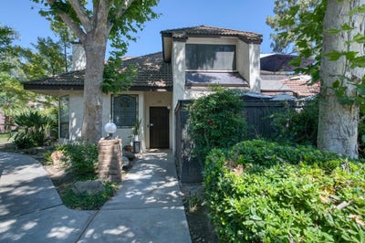 /international/us/2890-huntington-boulevard-fresno-ca-110108582118/