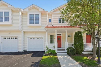 /international/us/164-bear-hill-road-cumberland-ri-110108350709/