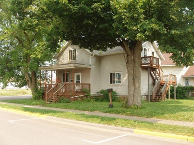 /international/us/284-1st-st-n-park-falls-wi-110107383176/