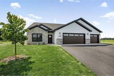 /international/us/955-3rd-avenue-sw-rice-mn-110101526695/?lang=de