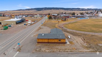 /international/us/308-3rd-avenue-sw-white-sulphur-springs-mt-110108613156/?lang=pt