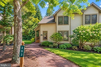 /international/us/393-vista-drive-tannersville-pa-110120768667/