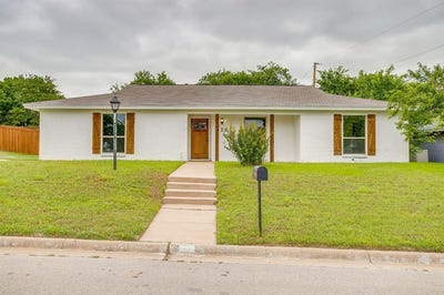 /international/us/220-rolling-hills-drive-aledo-tx-110107751772/