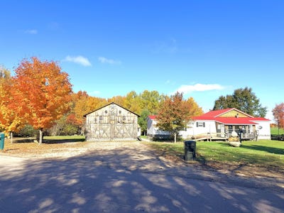 /international/us/223-hogan-road-north-bangor-ny-110120616615/